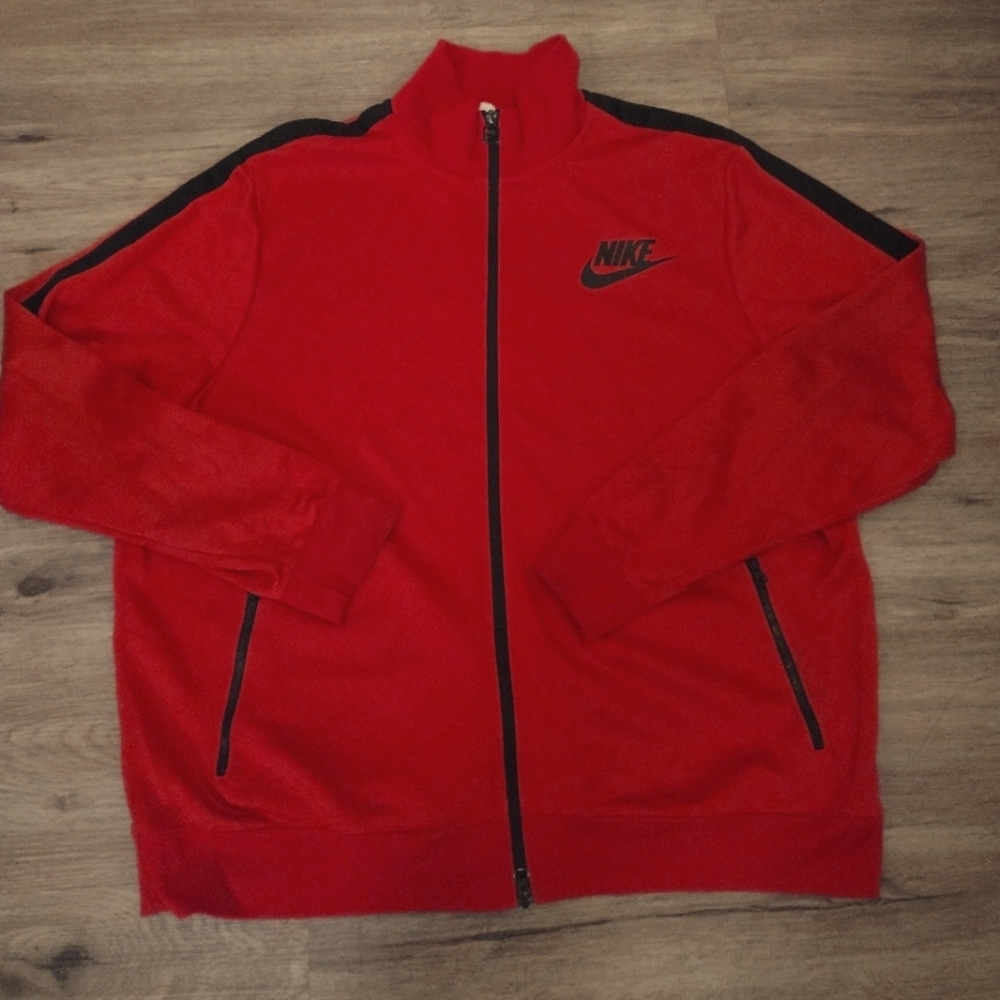 *SOLD* Nike men's sz 2XL retro style track suit jacket